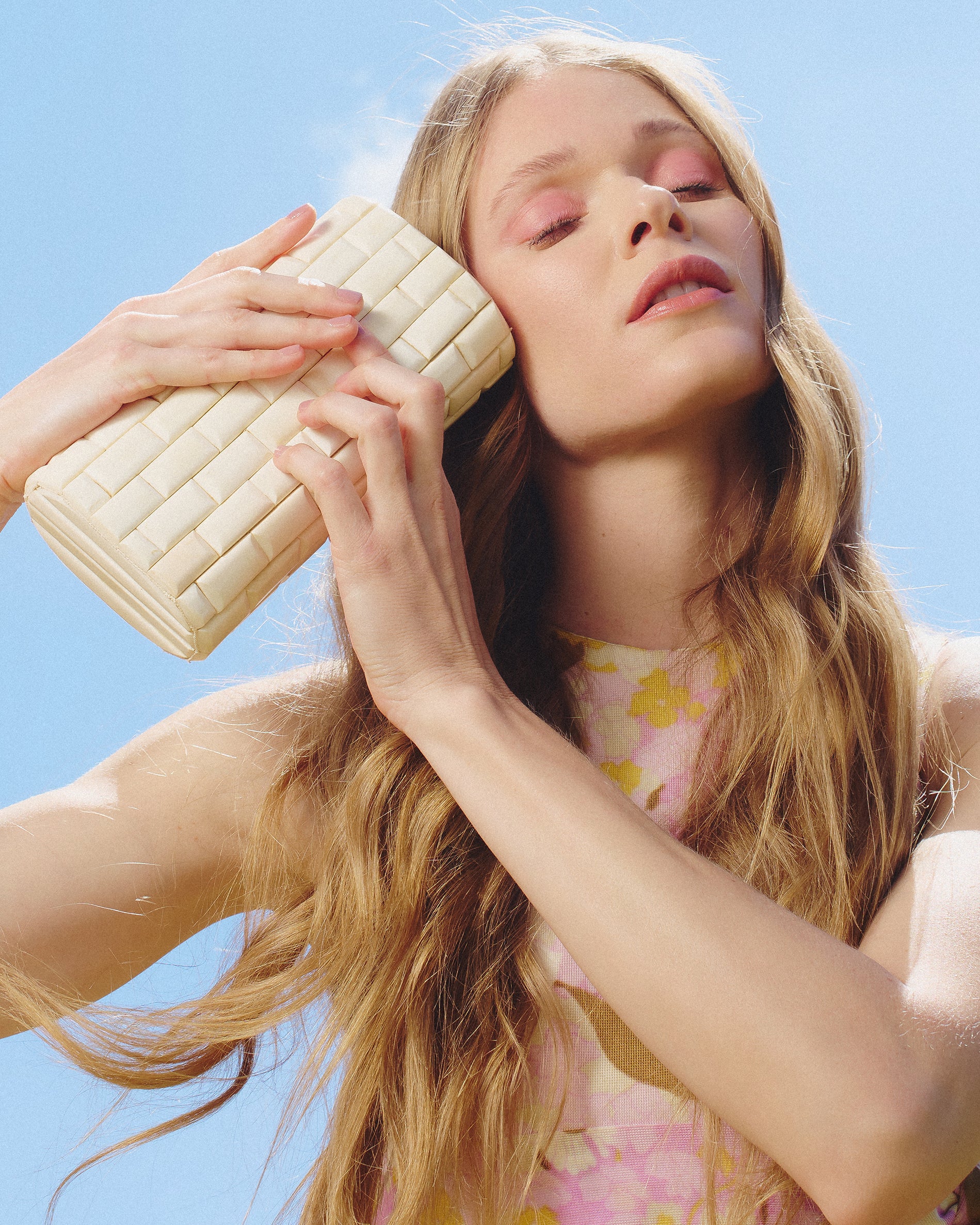 CARTEIRA TANIA OSSO G COM PINGENTE