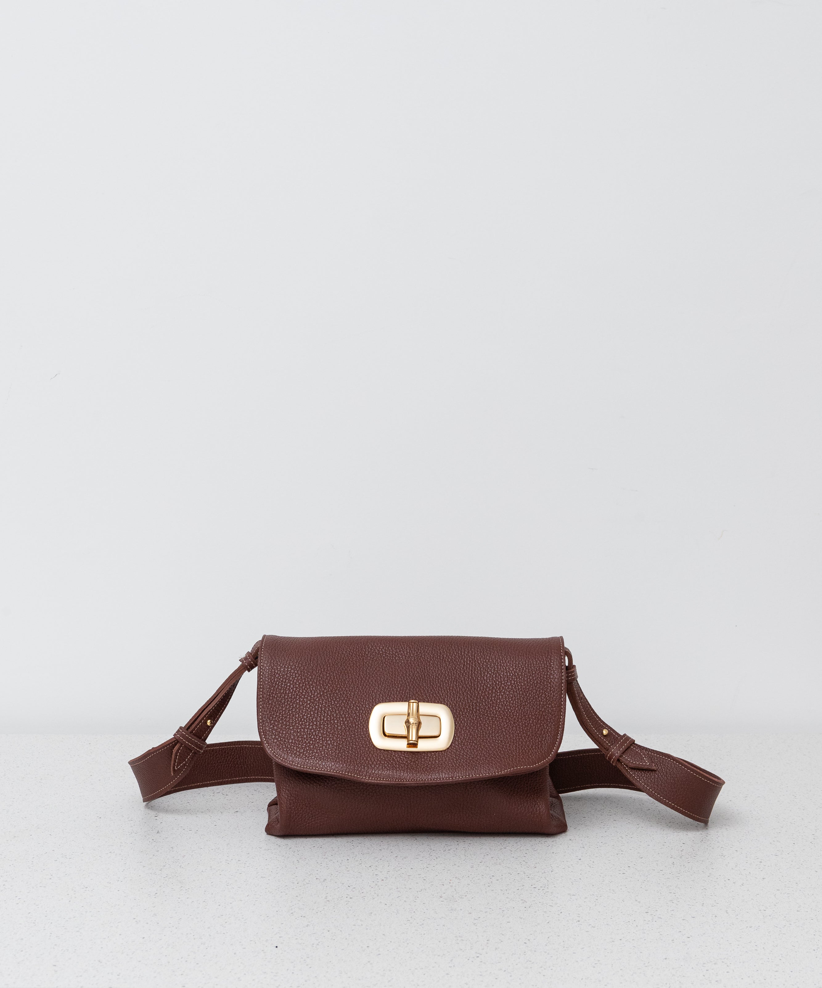 BOLSA LUCIA COURO PREMIUM