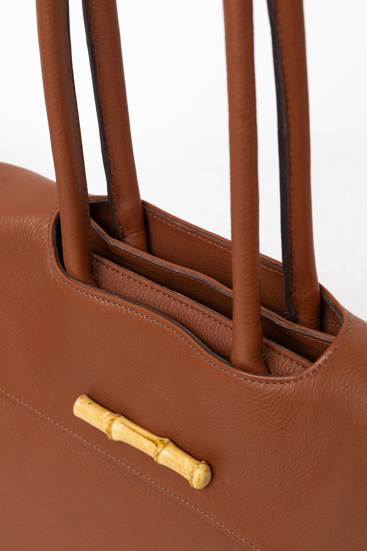 BOLSA ST. HONORÉ G COURO NATURAL